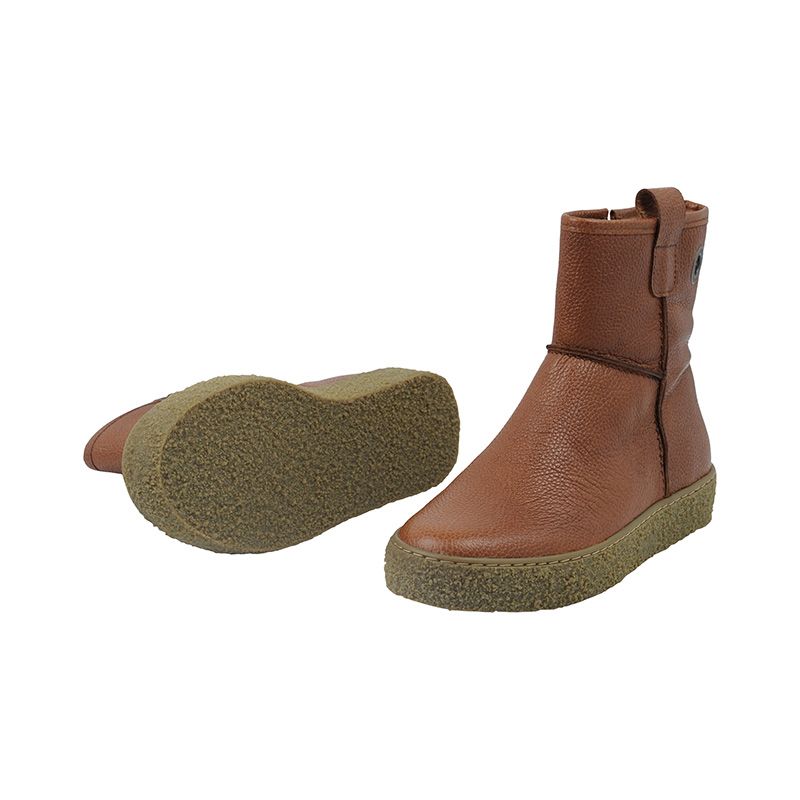 cognac boot polish